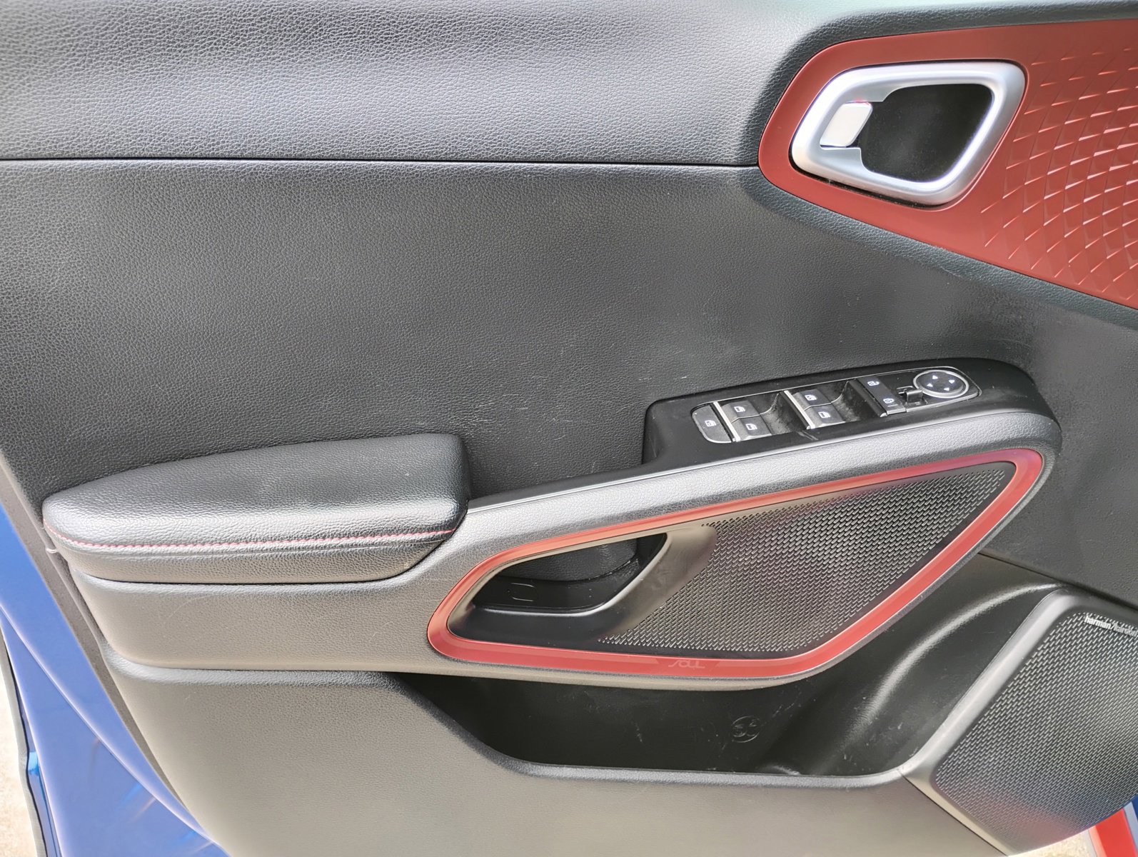 Used 2020 Kia Soul GT-Line Turbo FWD image 14