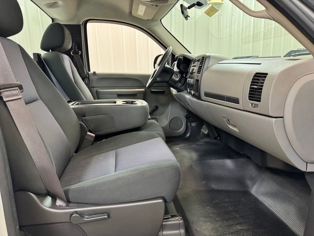 Used 2013 Chevrolet Silverado 1500 W/T w/ LS Package image 16