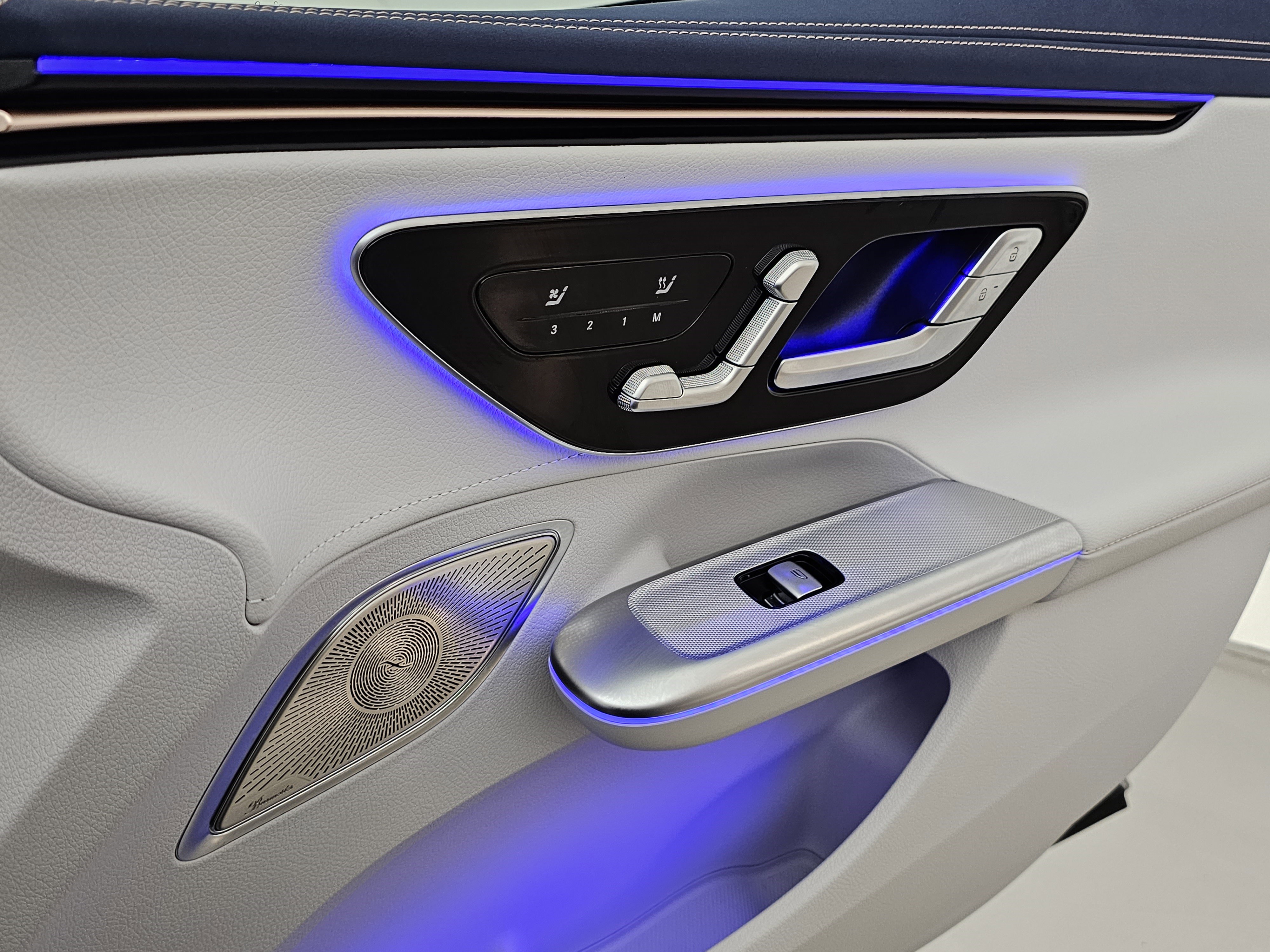 Used 2023 Mercedes-Benz EQE 350+ 4MATIC Sedan image 20