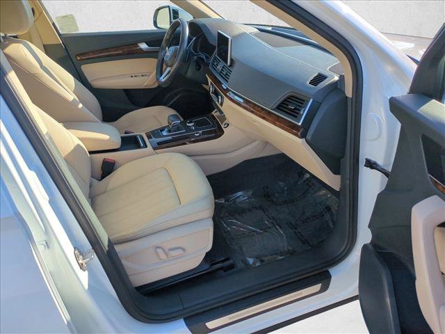 Used 2018 Audi Q5 2.0T Premium Plus w/ Premium Plus Package AWD/4WD image 23