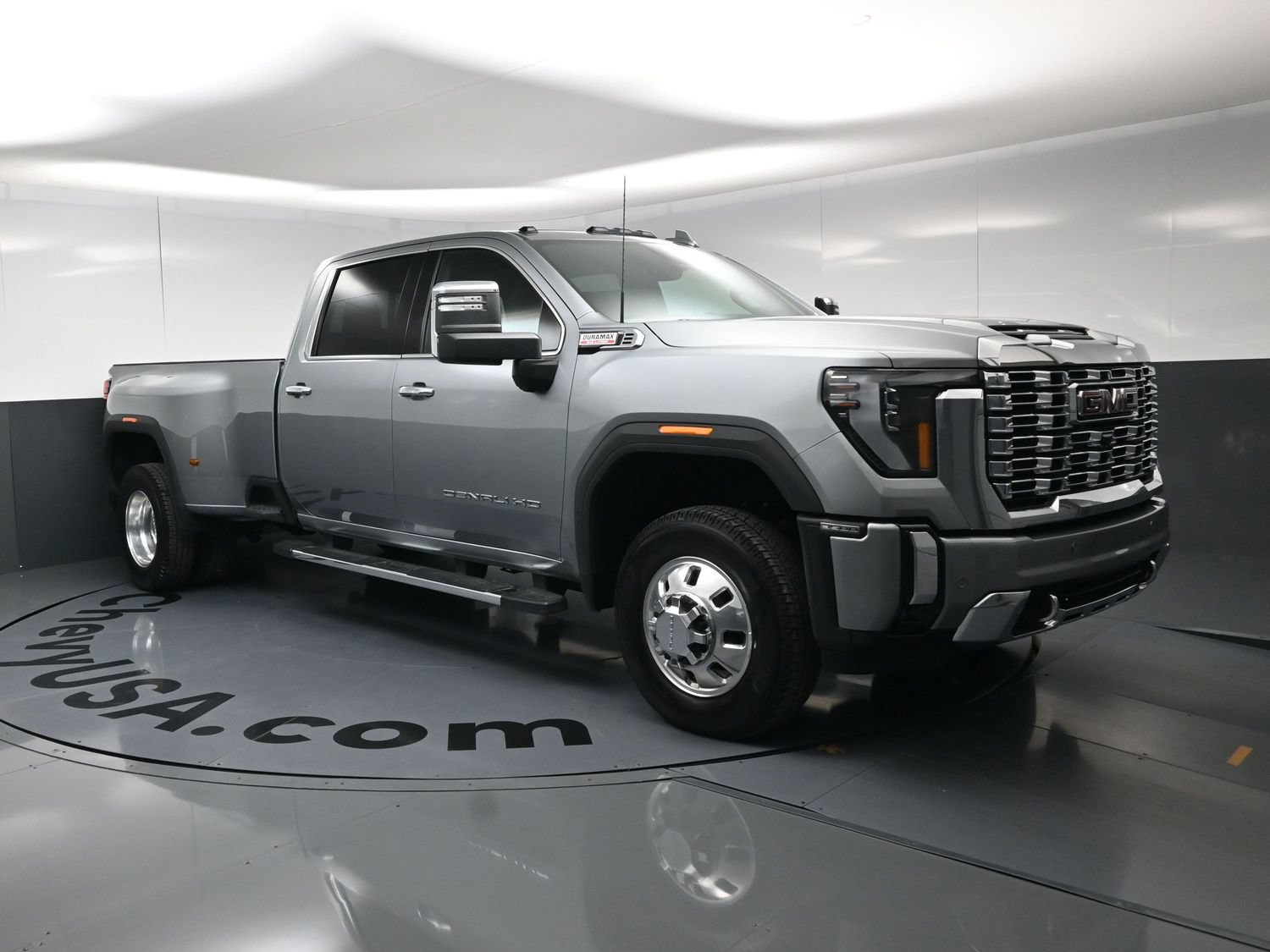 Used 2026 GMC Sierra 3500 Denali w/ Denali Reserve Package AWD/4WD image 2