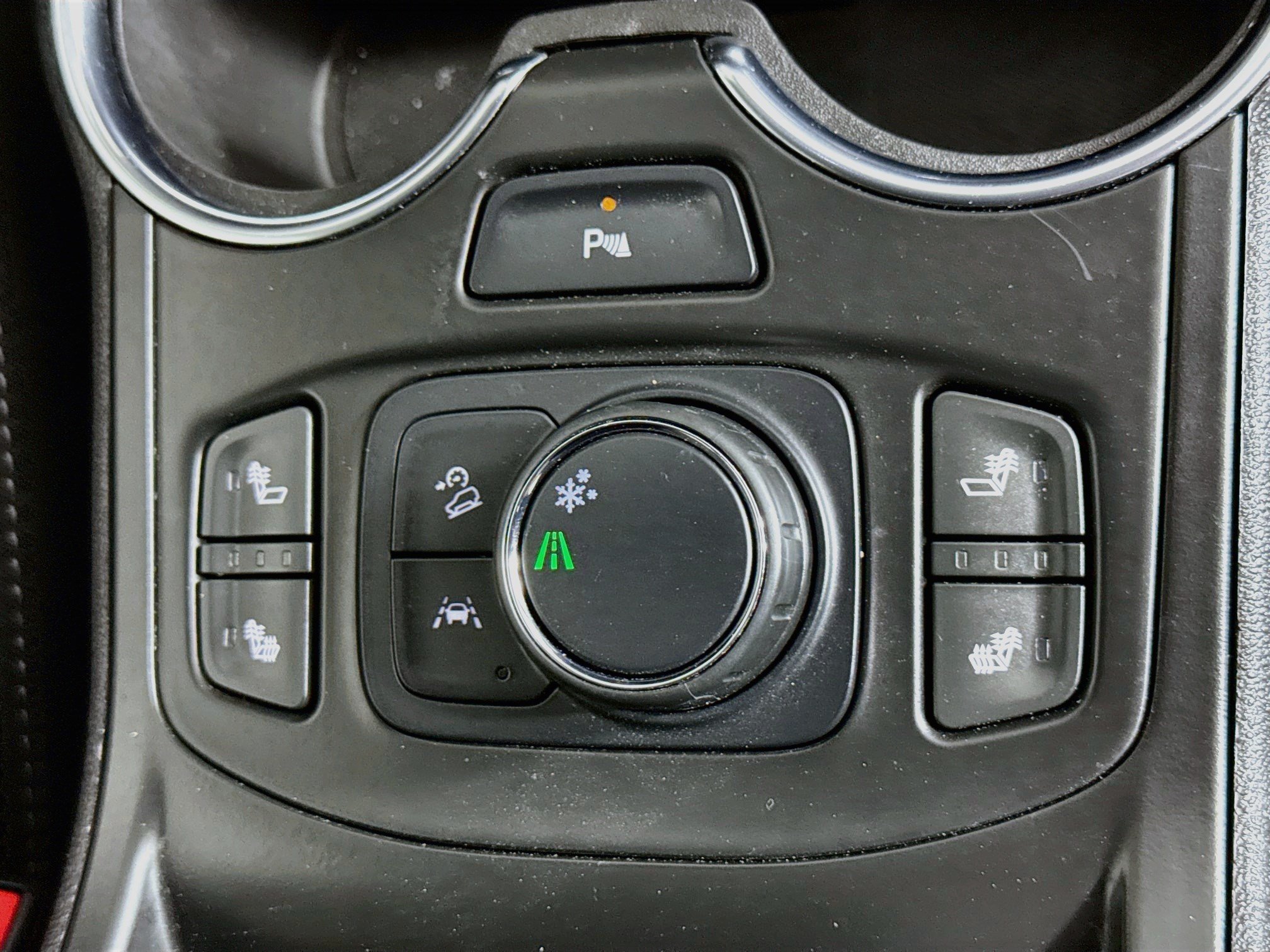 Used 2023 GMC Terrain SLT w/ Tech Package FWD image 42