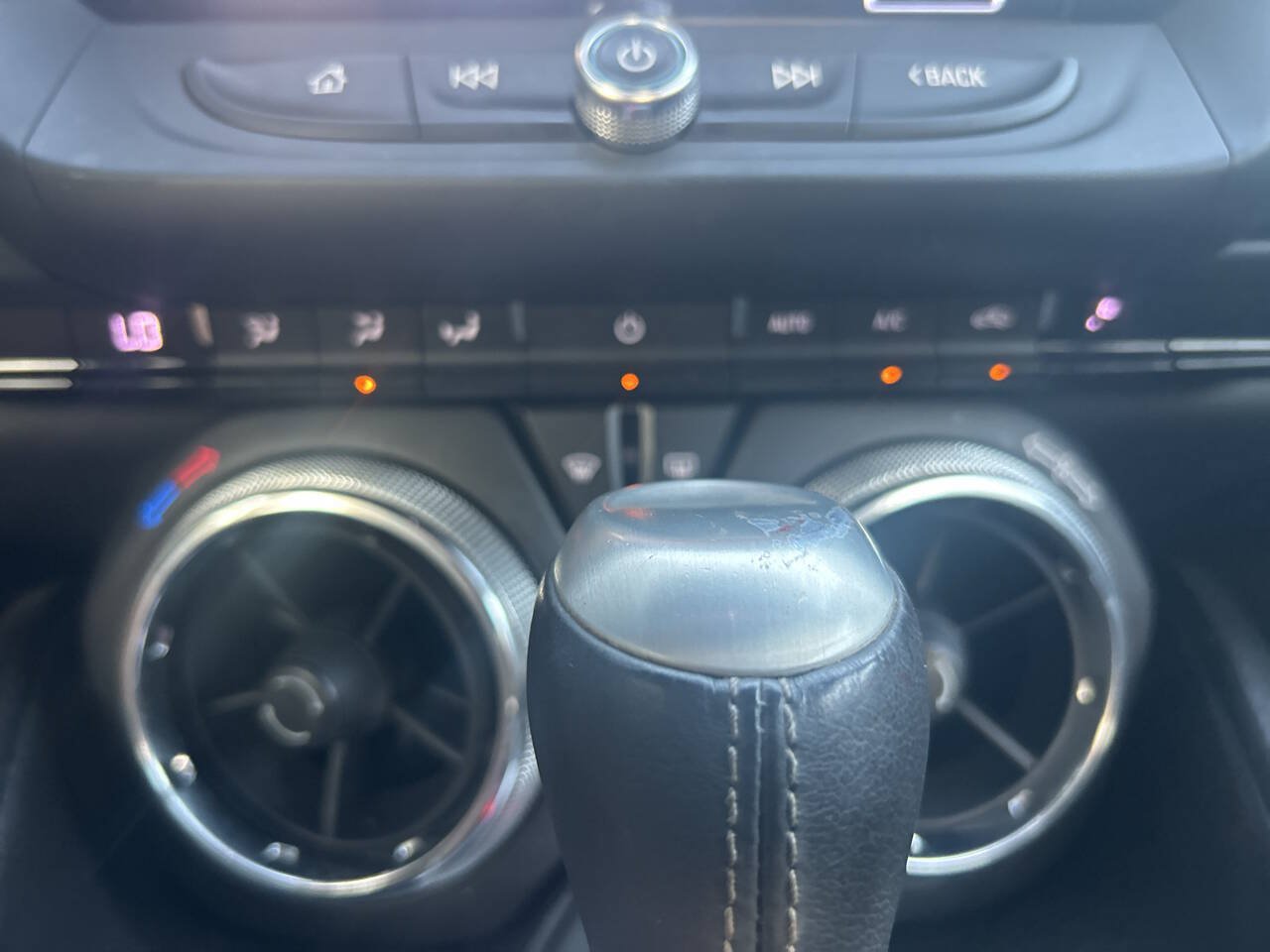 Used 2017 Chevrolet Camaro LT w/ Technology Package RWD image 15