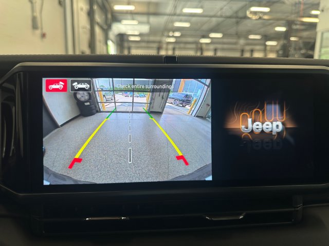 New 2026 Jeep Wrangler Unlimited Rubicon AWD/4WD image 29