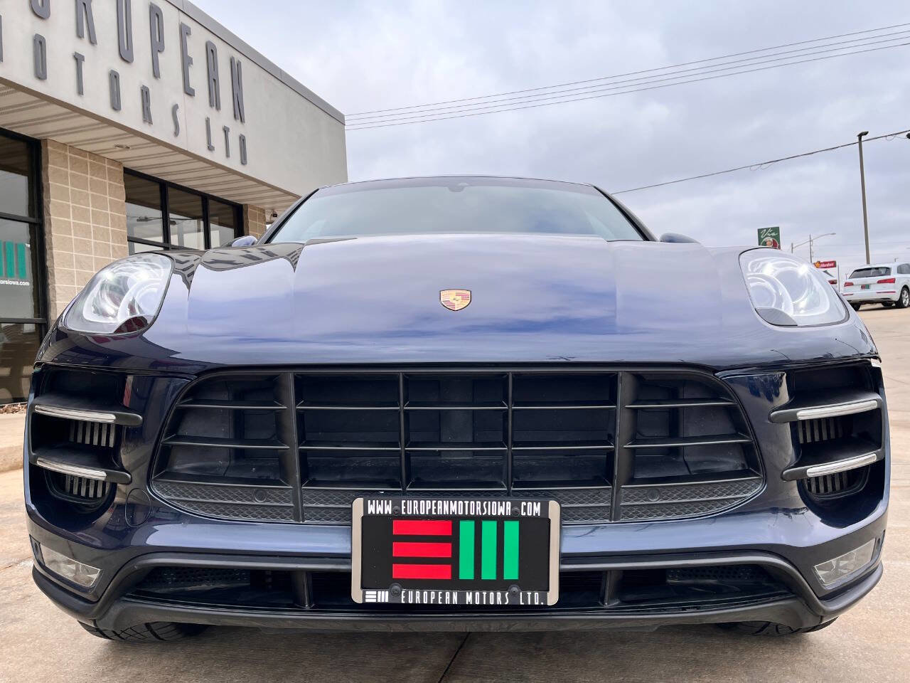 Used 2015 Porsche Macan Turbo image 7