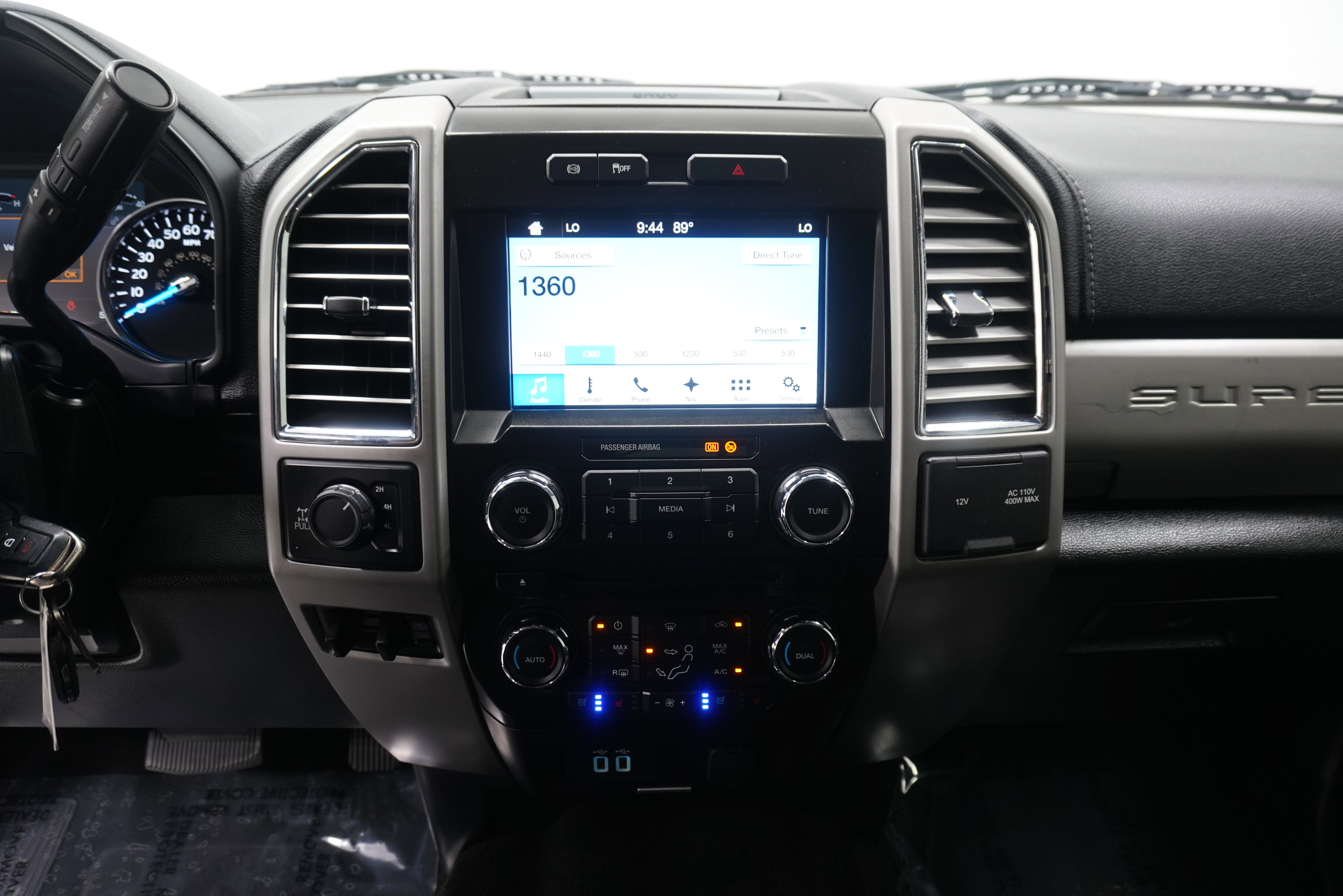 Used 2017 Ford F350 Lariat AWD/4WD image 23