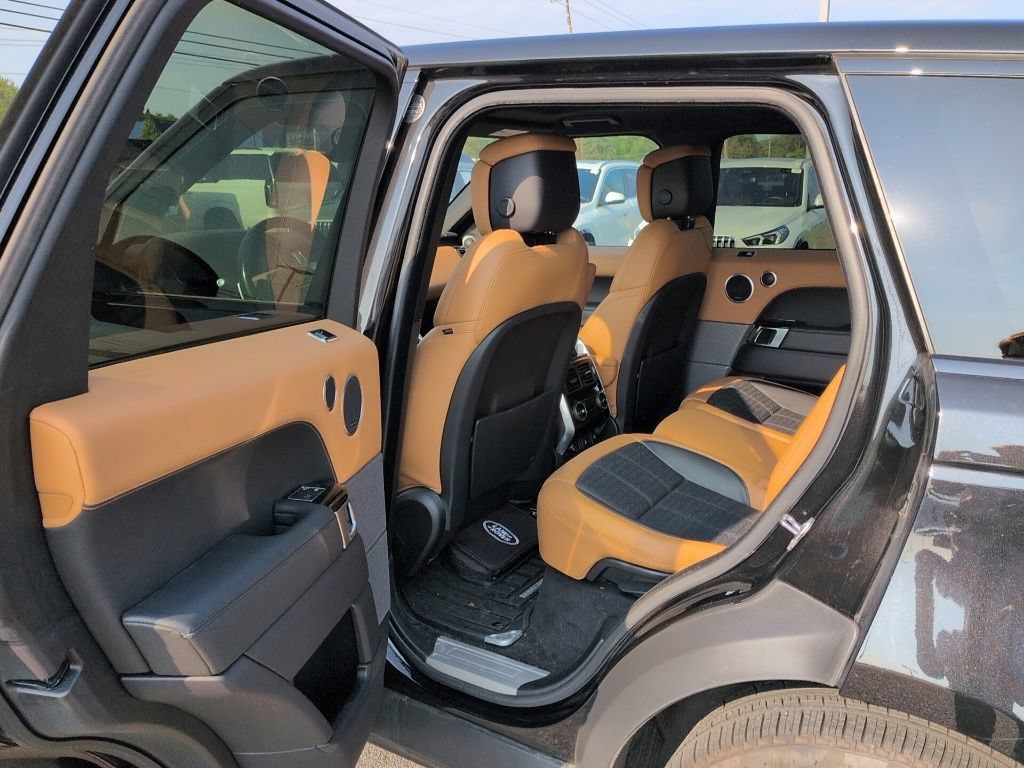Used 2018 Land Rover Range Rover Sport HSE Dynamic AWD/4WD image 10