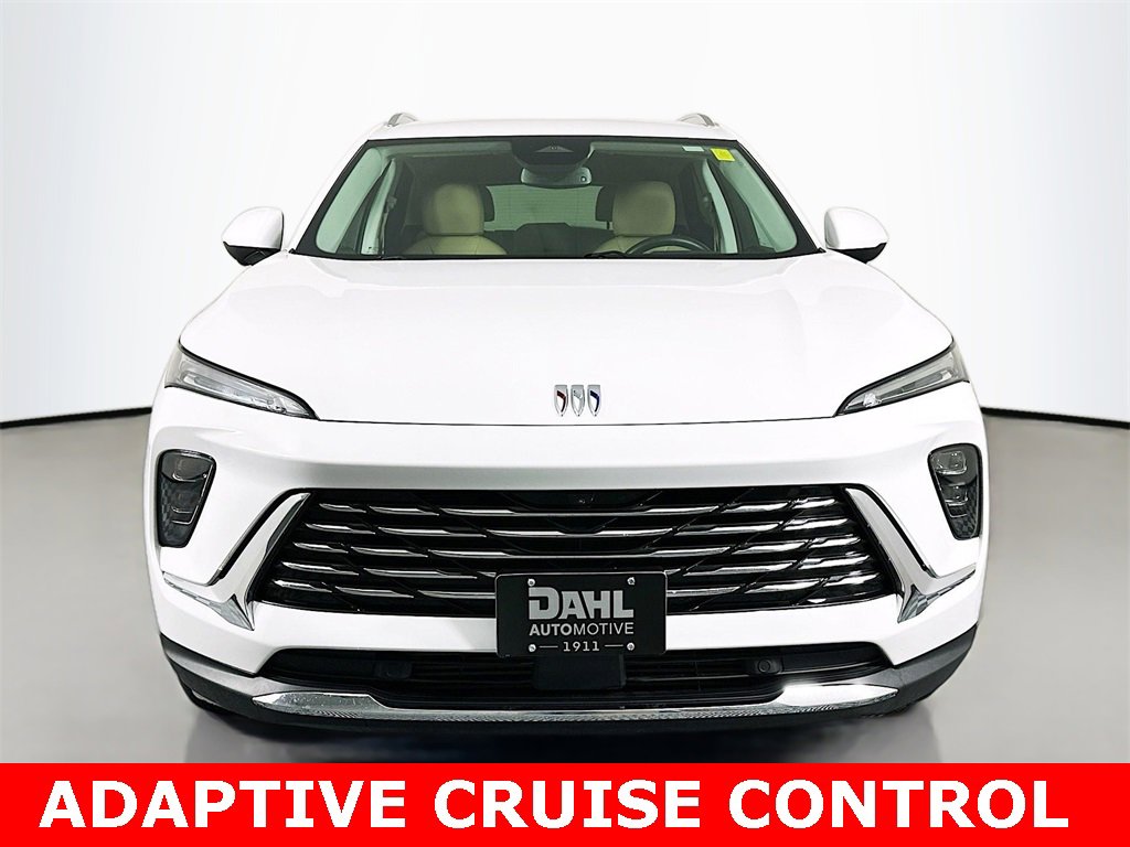 Used 2024 Buick Envision Preferred image 3