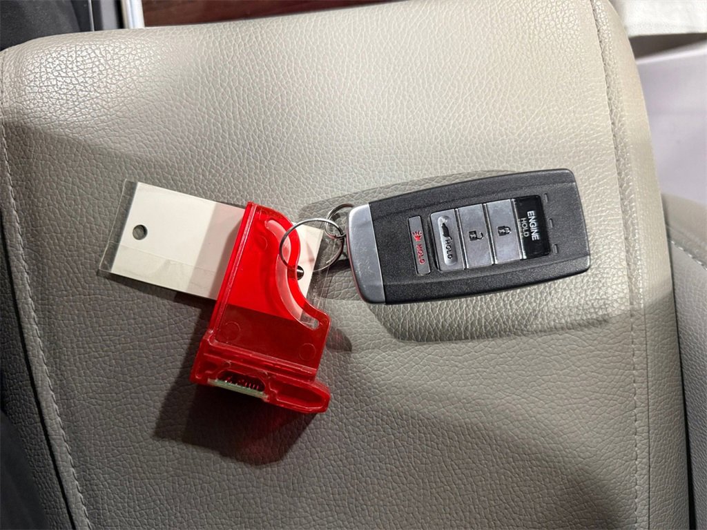 Used 2015 Acura MDX SH-AWD w/ Technology Package image 32