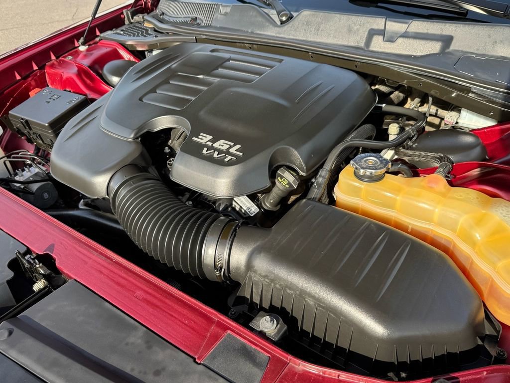 Used 2019 Dodge Challenger SXT RWD image 22
