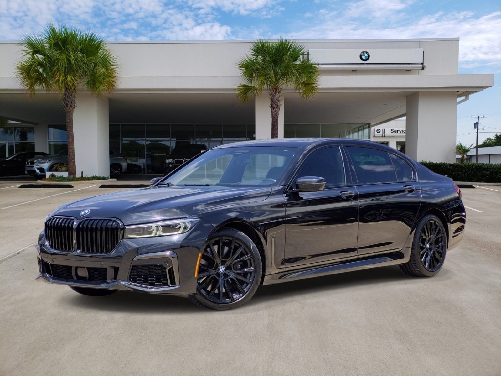 Used 2022 BMW 750i xDrive w/ Executive Package