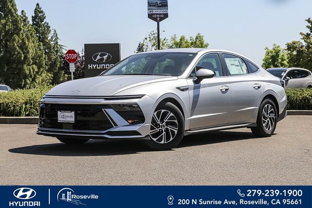 New 2026 Hyundai Sonata Blue FWD image 1