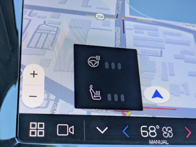 Used 2023 Volvo XC60 B5 Plus image 32