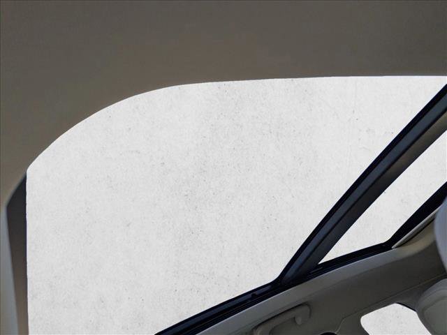 Used 2022 Lincoln Corsair FWD w/ Premium Package image 14