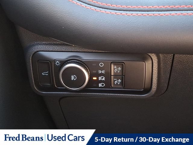 Used 2025 Ford Explorer ST AWD/4WD image 31