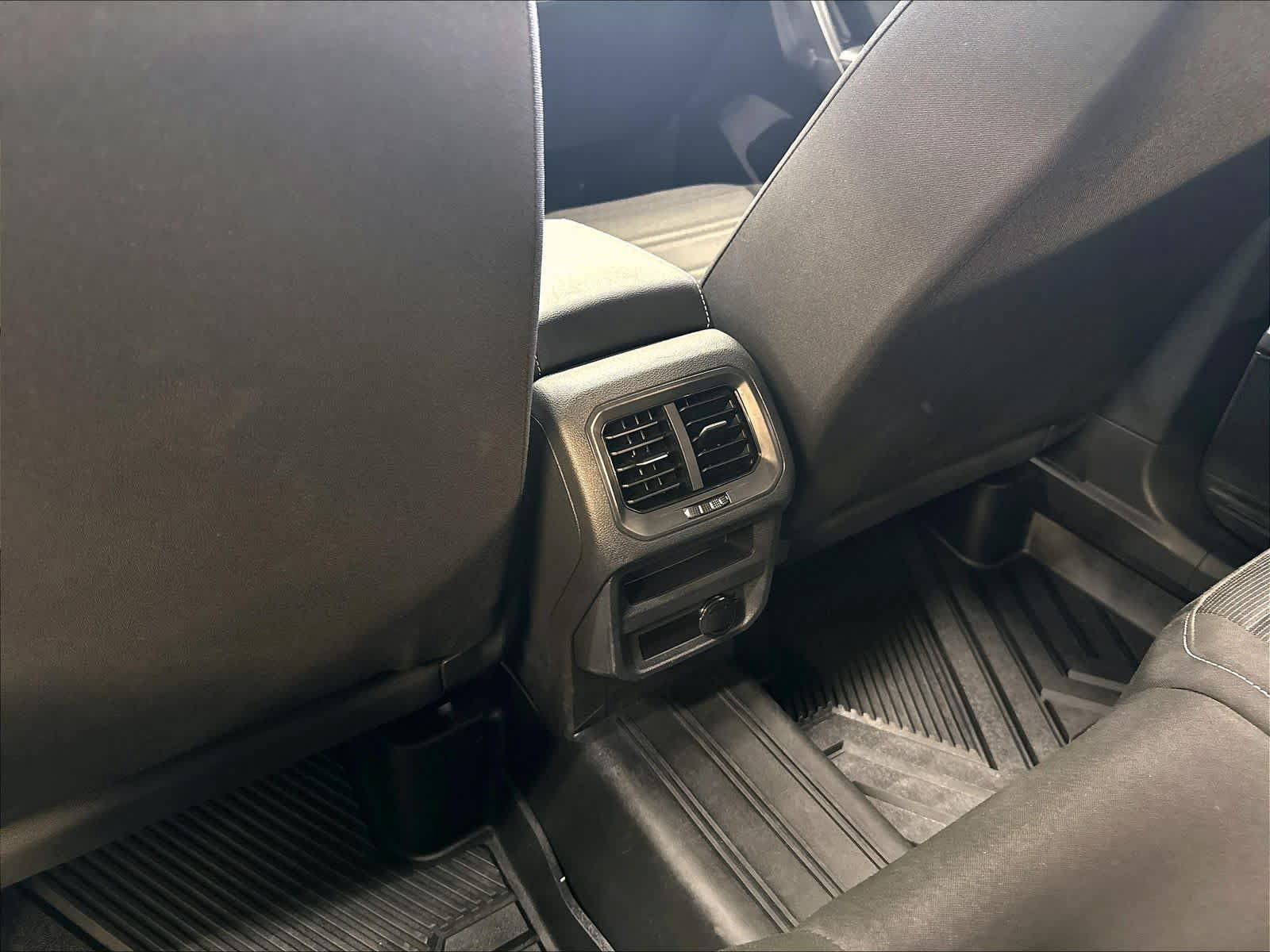 Used 2024 Volkswagen Tiguan S FWD image 13