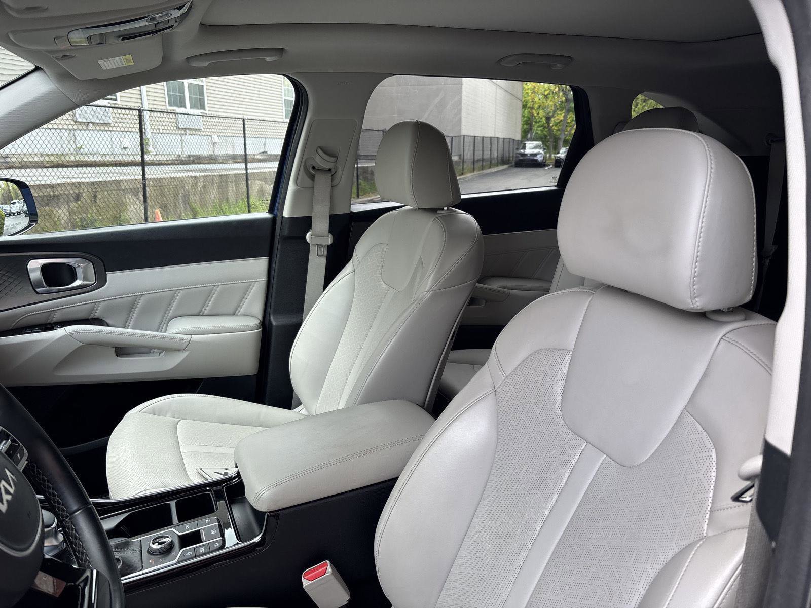 Used 2022 Kia Sorento SX AWD/4WD image 10