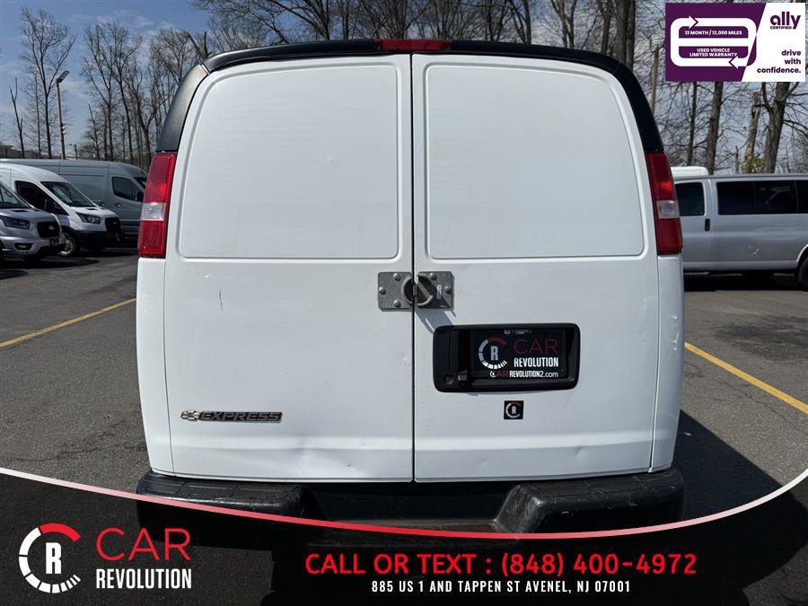 Used 2021 Chevrolet Express 3500 Extended w/ Driver Convenience Package RWD image 5