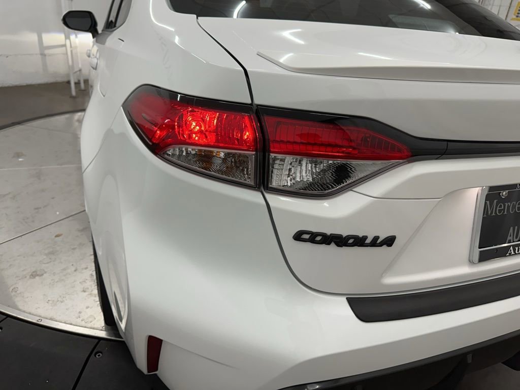 Used 2025 Toyota Corolla SE image 27