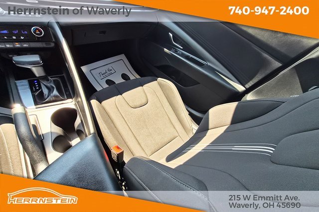 Used 2024 Hyundai Elantra SEL image 15