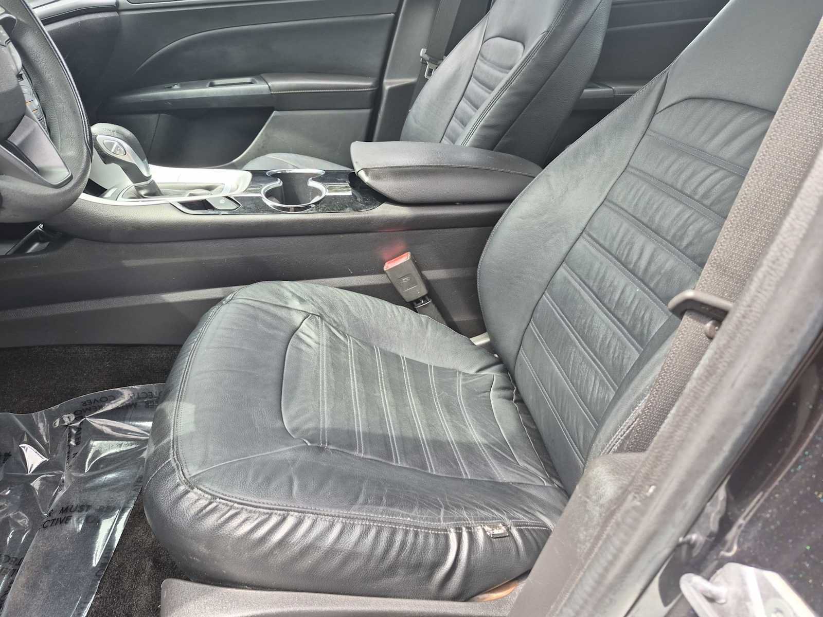 Used 2015 Ford Fusion S FWD image 16