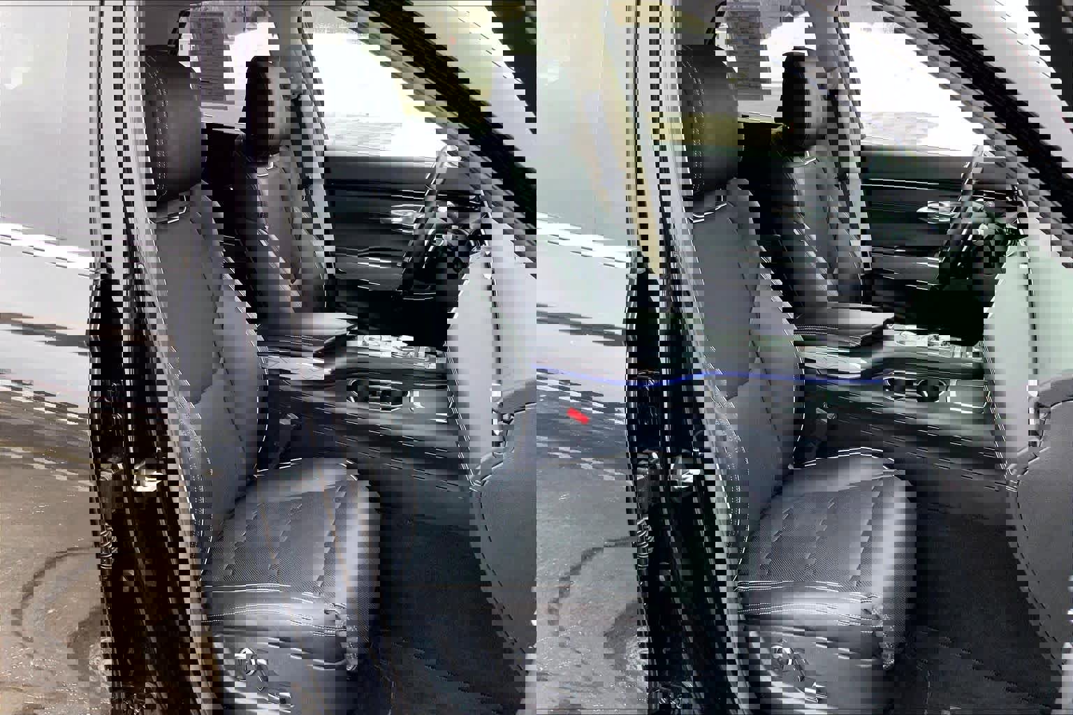 Used 2024 Genesis GV70 2.5T w/ Advanced Package image 8