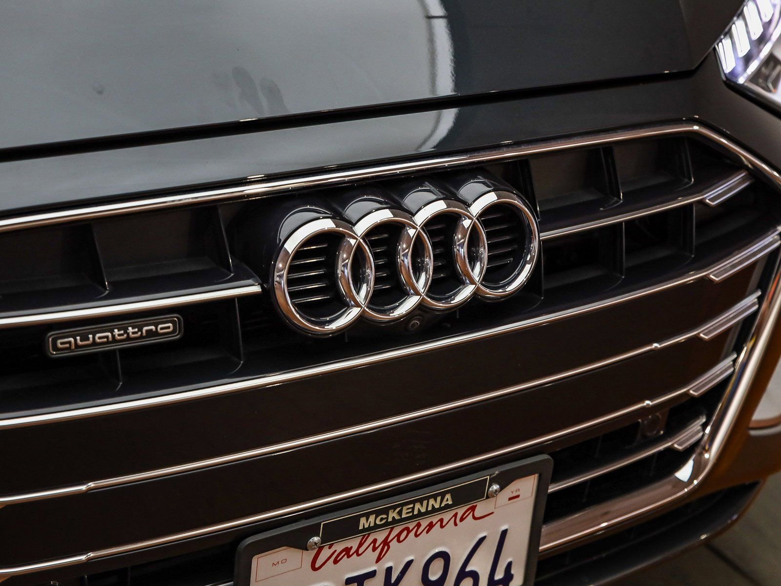 Used 2022 Audi A4 2.0T Premium Plus w/ Premium Plus Package image 6