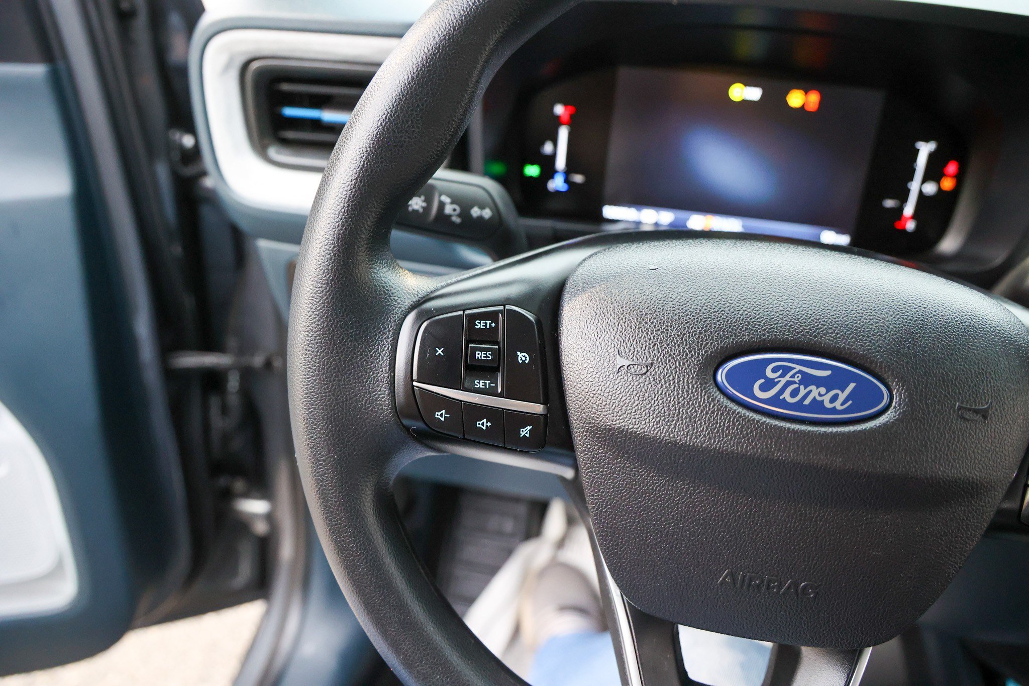 Used 2025 Ford Maverick XLT FWD image 18