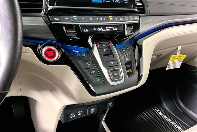 Used 2025 Honda Odyssey Elite image 14