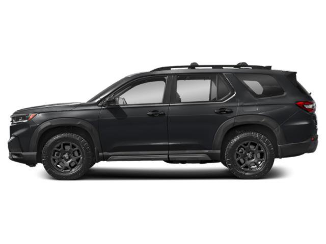 New 2025 Honda Pilot TrailSport image 3