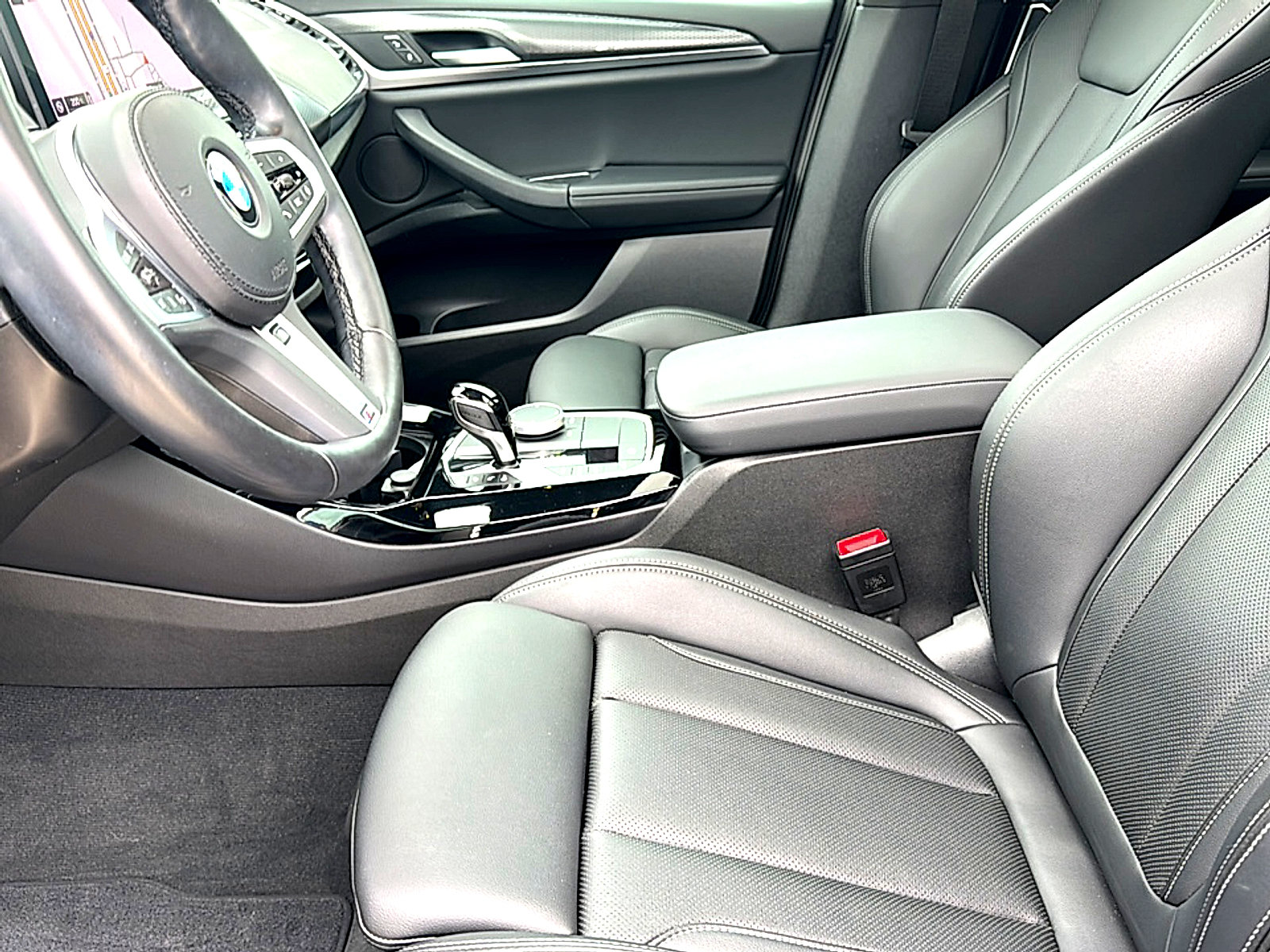 Used 2024 BMW X3 sDrive30i w/ Premium Package RWD image 13