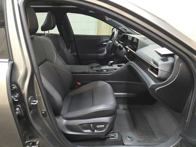 Used 2023 Toyota Crown Limited w/ Advanced Technology Package image 36