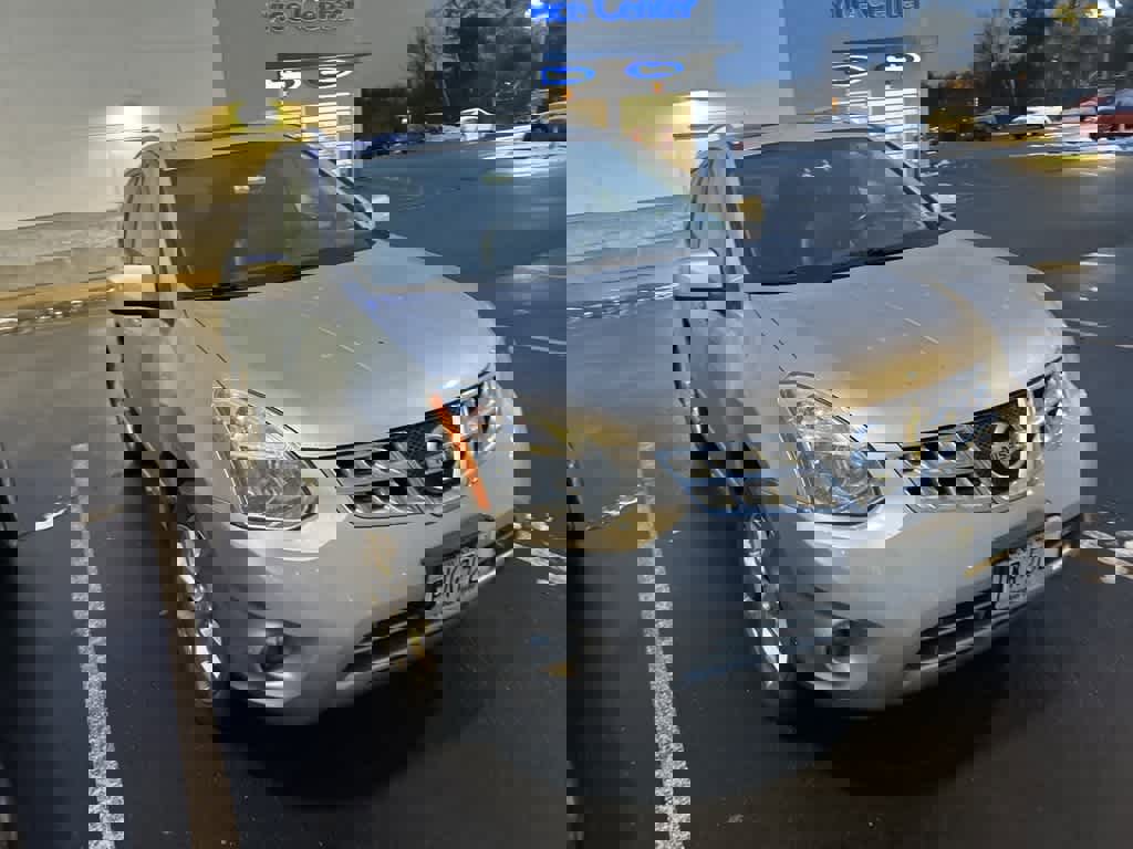 Used 2011 Nissan Rogue SV w/ SL Pkg image 3