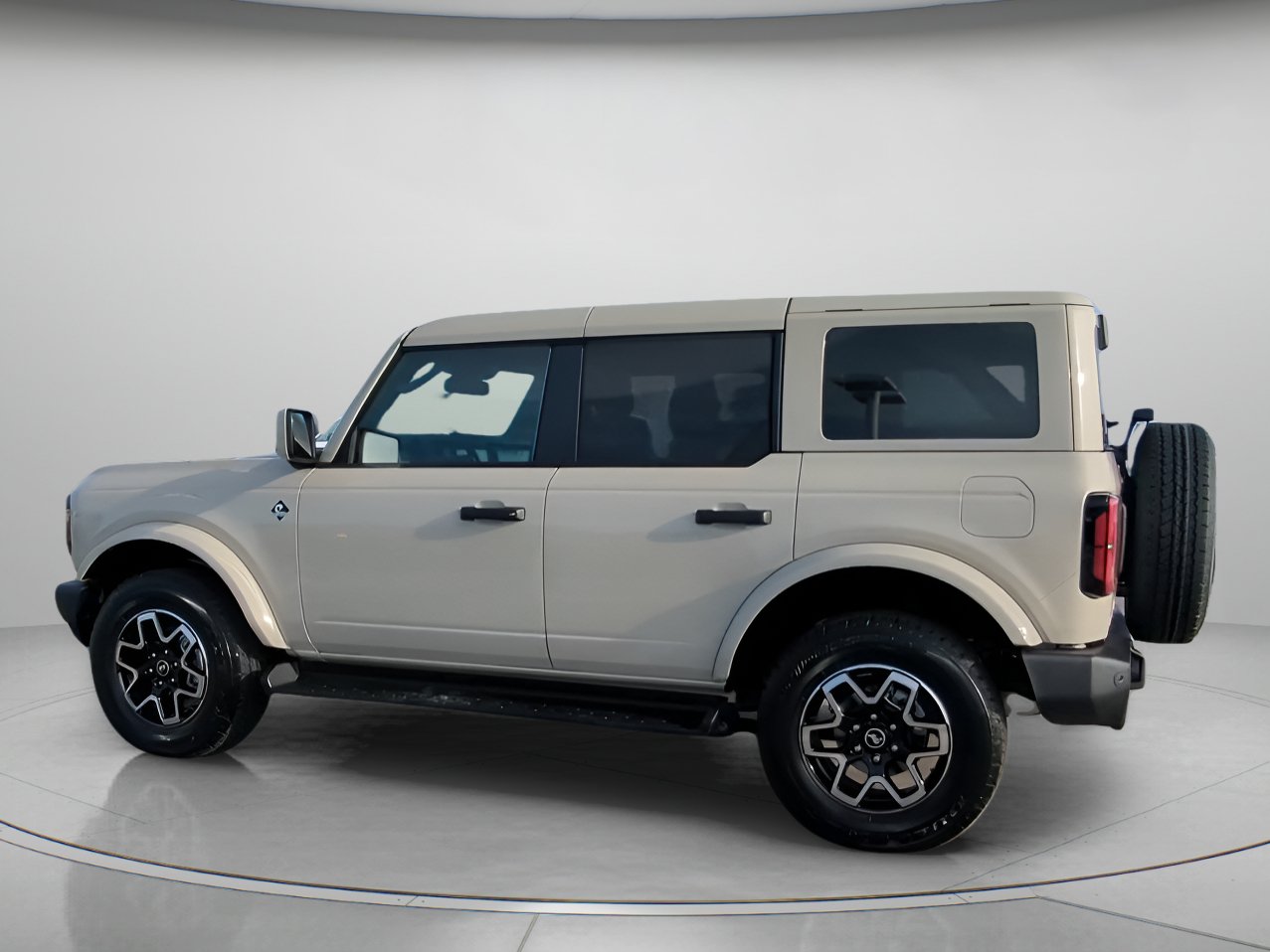 New 2026 Ford Bronco Outer Banks AWD/4WD image 16