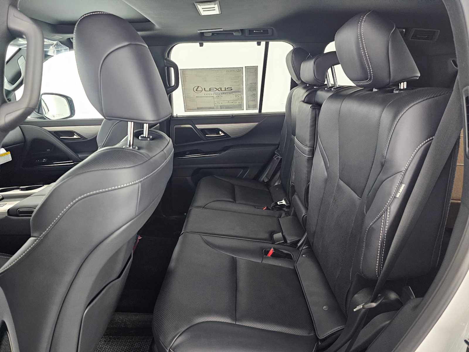 New 2026 Lexus LX 700h F Sport AWD/4WD image 18