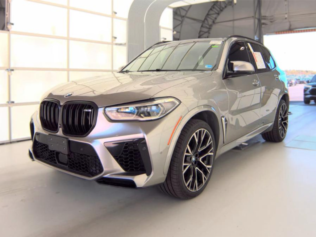 Used 2020 BMW X5 M w/ Executive Package AWD/4WD image 2
