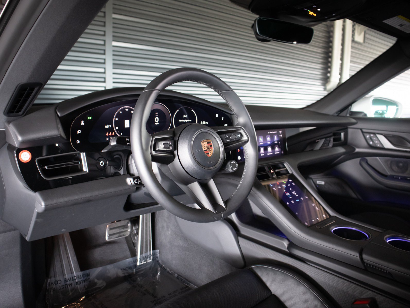 Certified 2026 Porsche Taycan AWD/4WD image 4