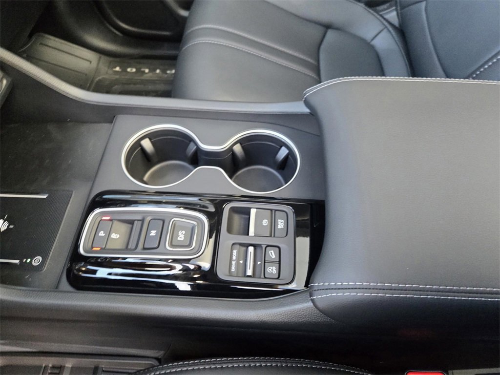 New 2026 Honda Pilot Touring image 24