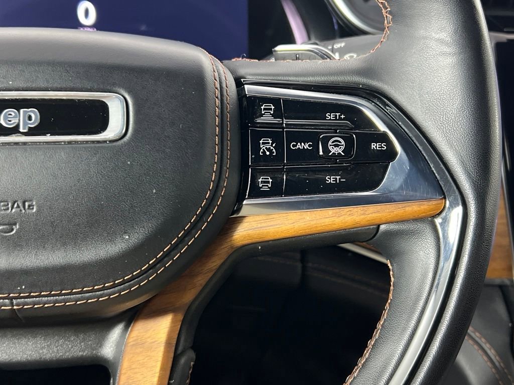 Used 2022 Jeep Grand Cherokee Summit image 10