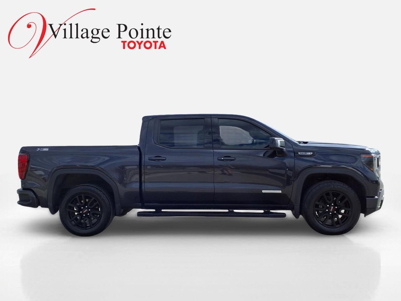Used 2024 GMC Sierra 1500 Elevation w/ Elevation Premium Package image 8