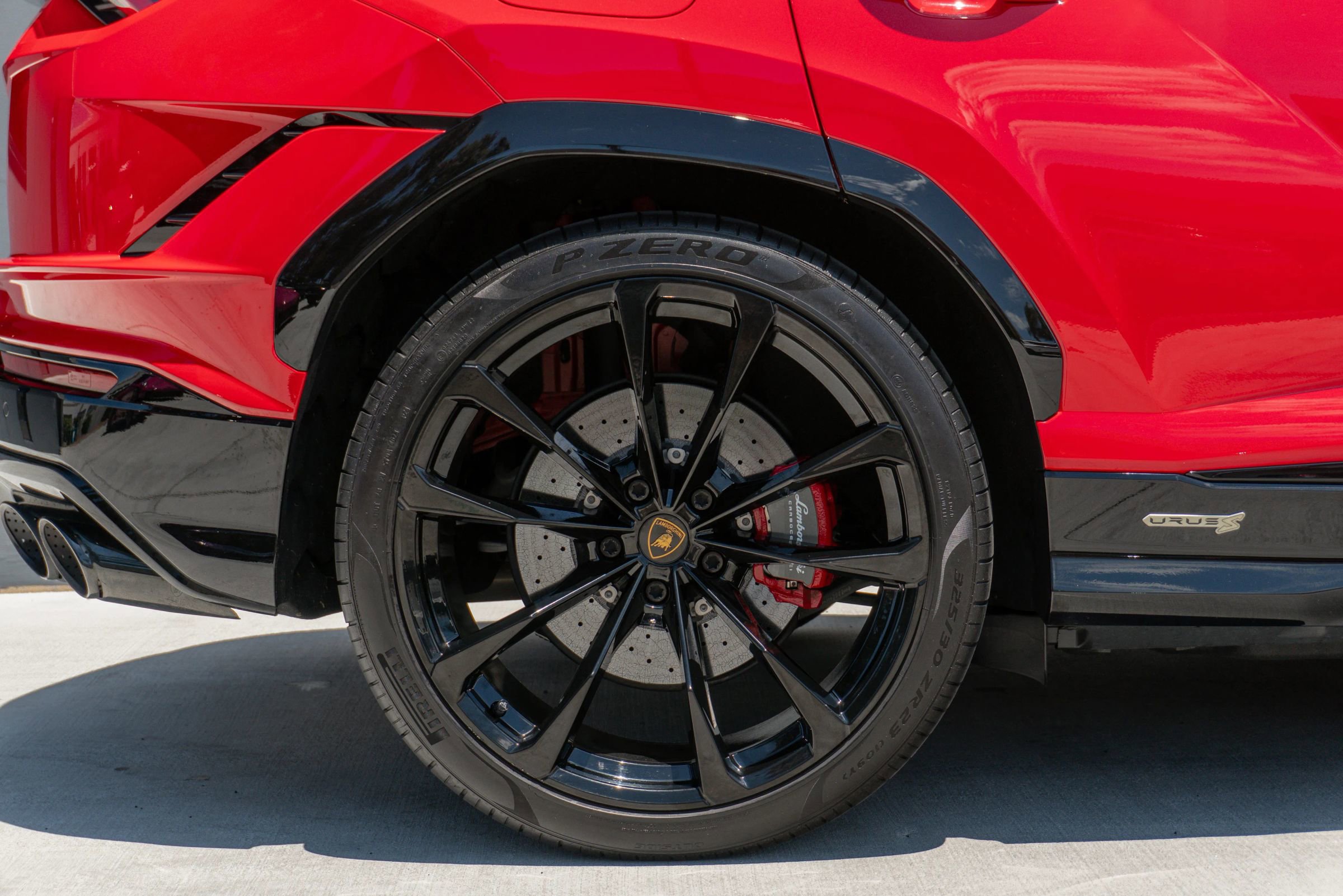 Used 2024 Lamborghini Urus S AWD/4WD image 36