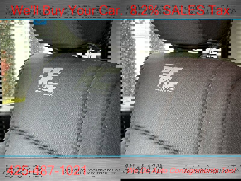 Used 2012 Jeep Wrangler Unlimited Rubicon w/ Connectivity Group image 17