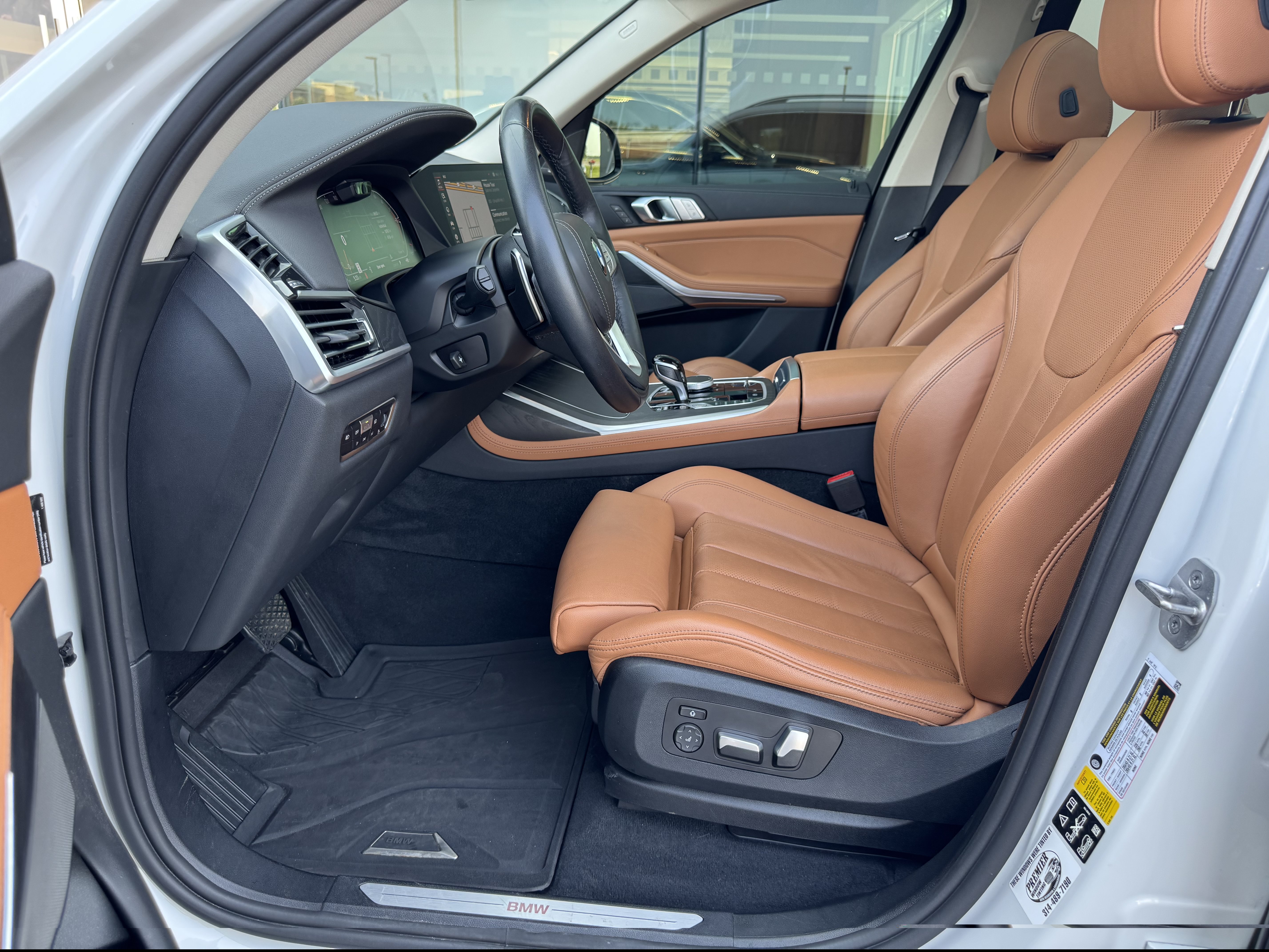 Used 2022 BMW X7 xDrive40i w/ Premium Package AWD/4WD image 13