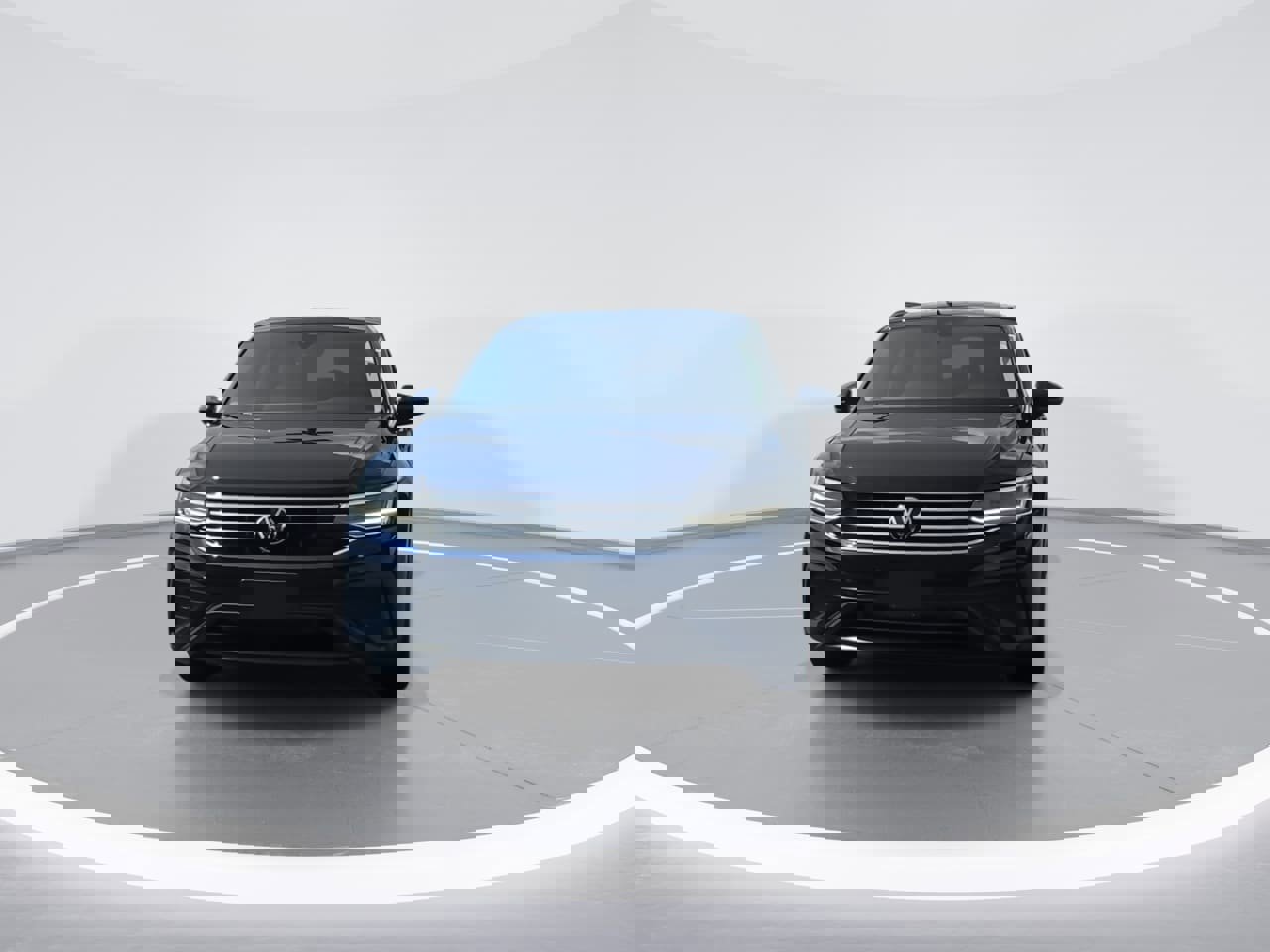 Used 2023 Volkswagen Tiguan SE image 2