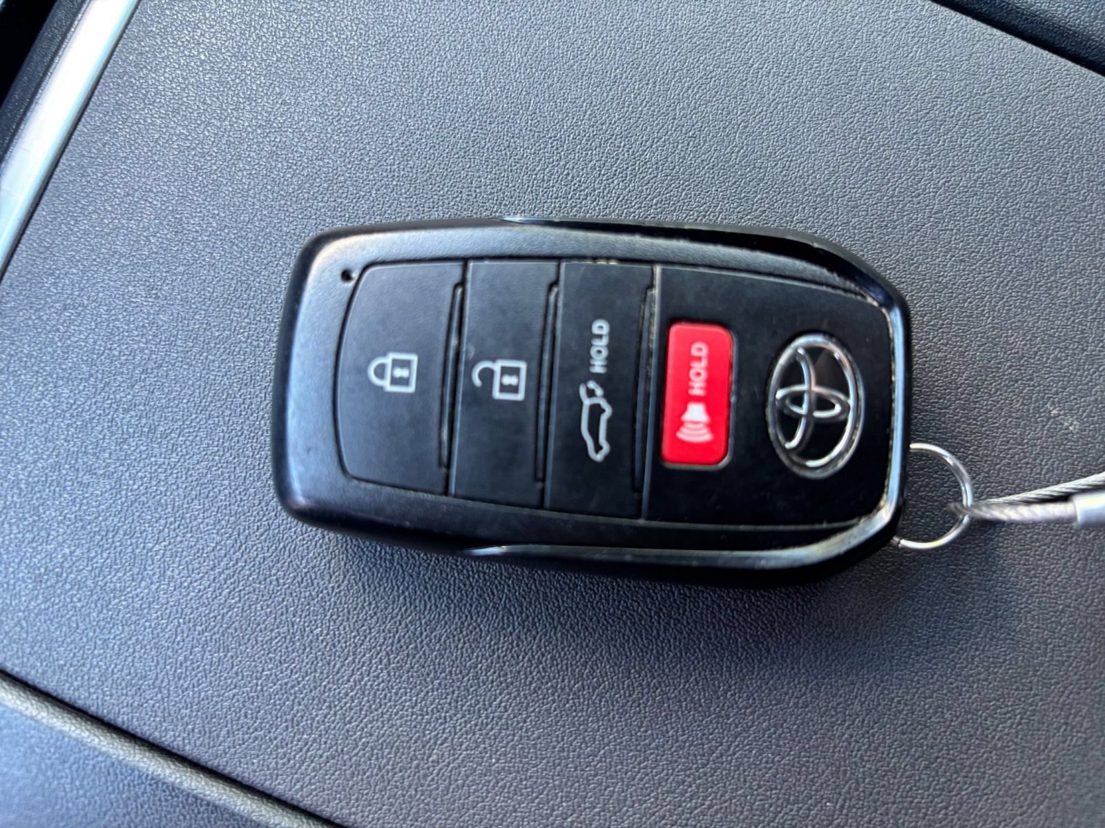 Used 2025 Toyota Highlander XSE AWD/4WD image 17