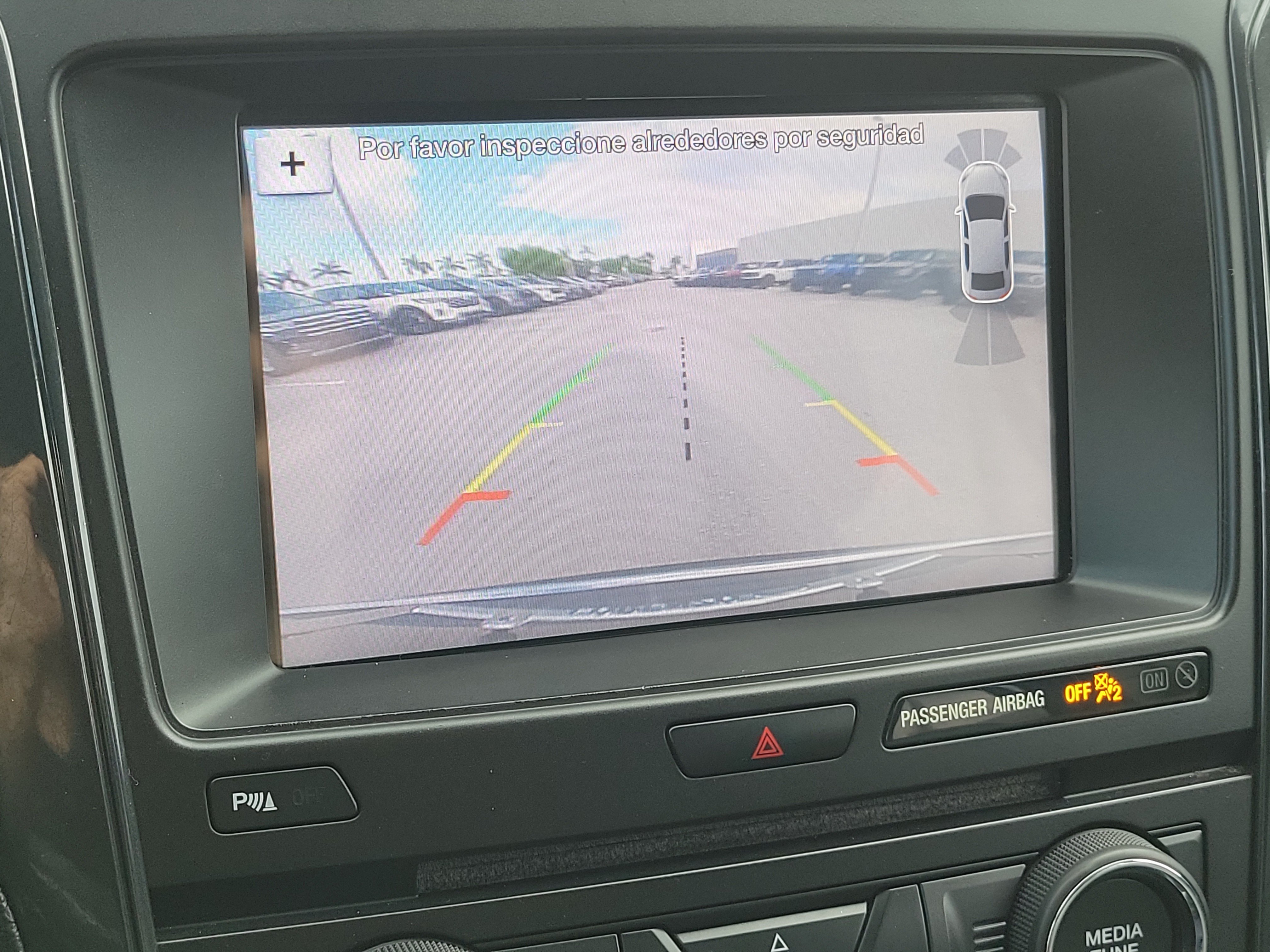 Used 2018 Ford Explorer XLT w/ Equipment Group 202A FWD image 28