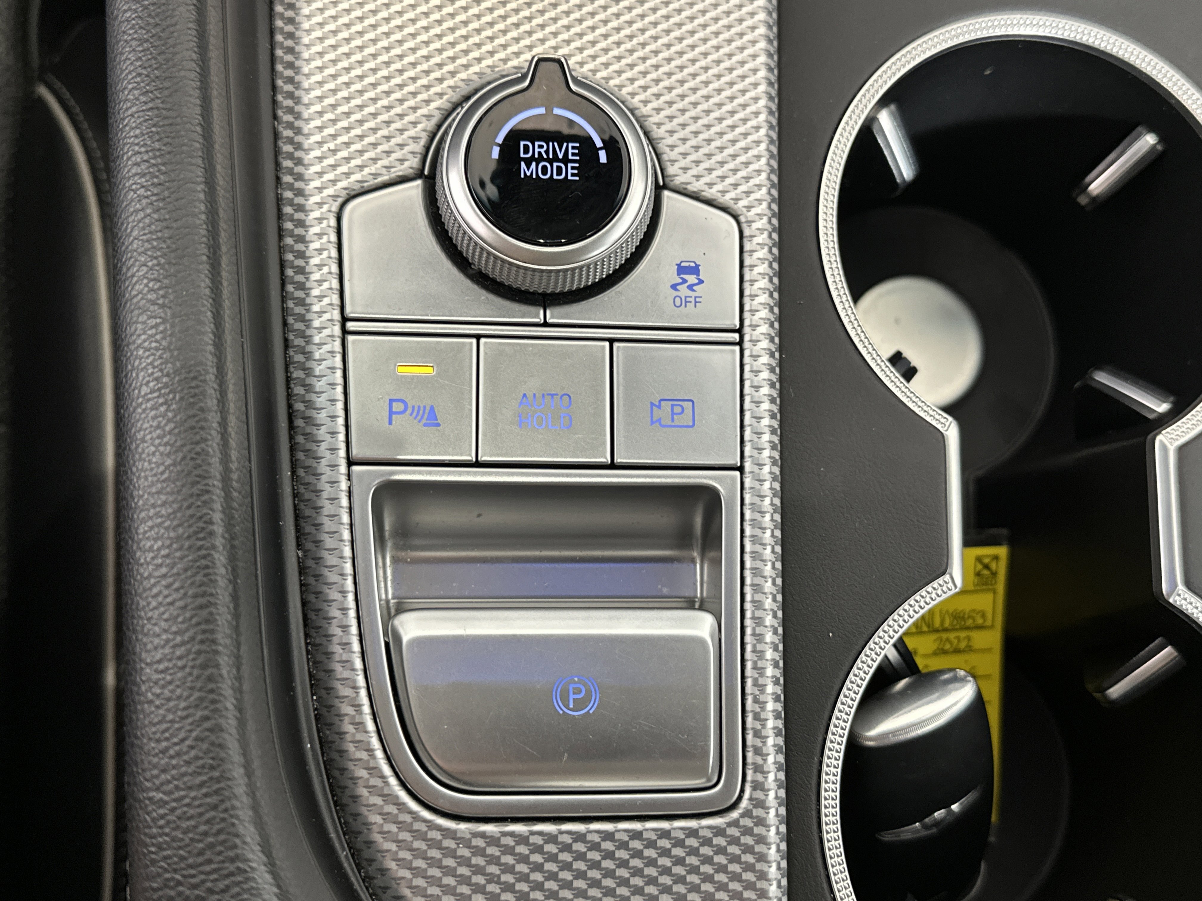 Used 2022 Genesis G70 2.0T w/ Prestige Package image 30