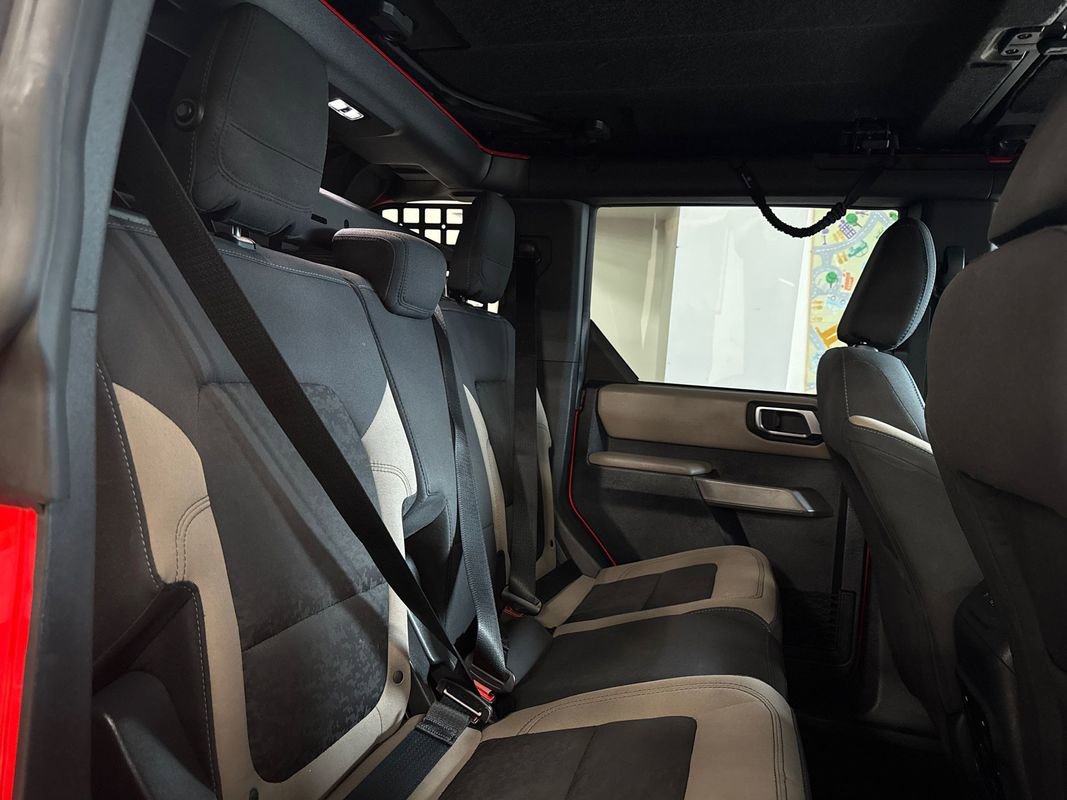 Used 2023 Ford Bronco Wildtrak image 96