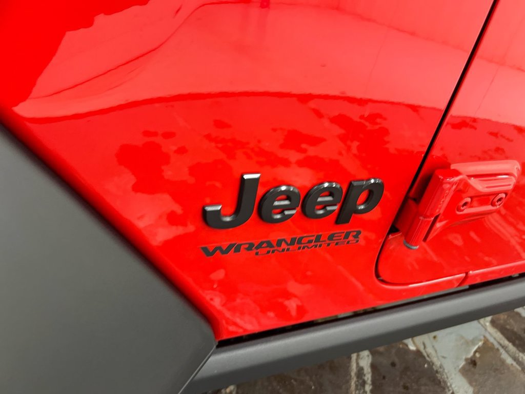 Used 2021 Jeep Wrangler Unlimited Sport AWD/4WD image 25