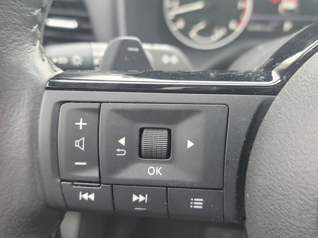 Certified 2023 Nissan Rogue SL w/ SL Premium Package image 21